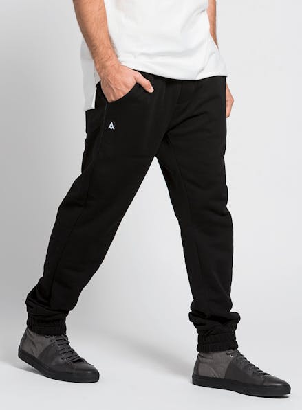 The Jogger Black