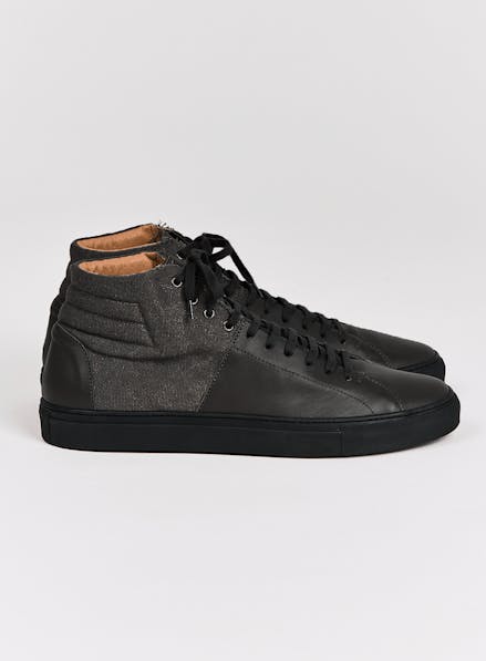 The Hi-Top Black